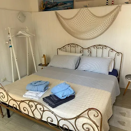 לינה וארוחת בוקר Bruna סנרמו